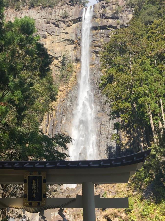 Villa 浜の宮七福神 1棟貸し9名様までご利用できます à Nachikatsuura Extérieur photo
